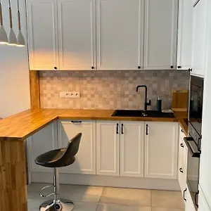 2-room On Wola, Bright And Cozy Warszawa